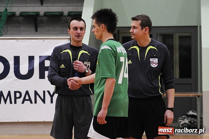 Zdjęcie w galerii na portalu naszraciborz.pl: Pokrycia mistrzem, Płomień w I lidze. HLPN zakończyła rozgrywki wiadomości z regionu