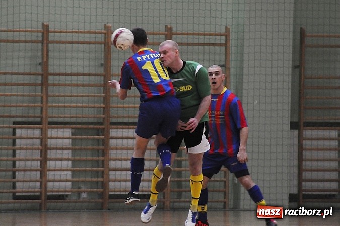 Zdjęcie w galerii na portalu naszraciborz.pl: Pokrycia mistrzem, Płomień w I lidze. HLPN zakończyła rozgrywki wiadomości z regionu