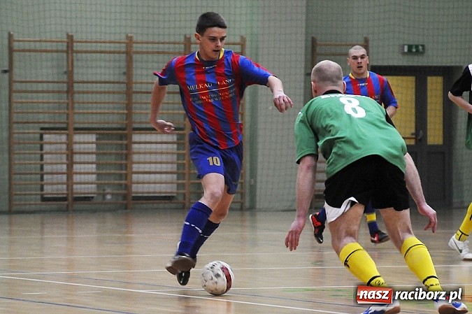 Zdjęcie w galerii na portalu naszraciborz.pl: Pokrycia mistrzem, Płomień w I lidze. HLPN zakończyła rozgrywki wiadomości z regionu