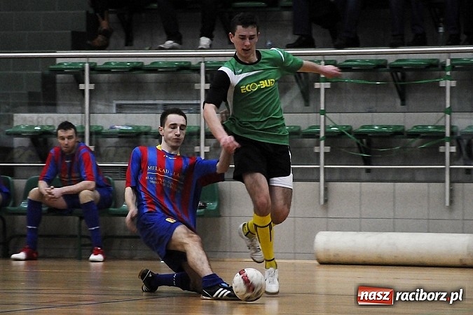 Zdjęcie w galerii na portalu naszraciborz.pl: Pokrycia mistrzem, Płomień w I lidze. HLPN zakończyła rozgrywki wiadomości z regionu