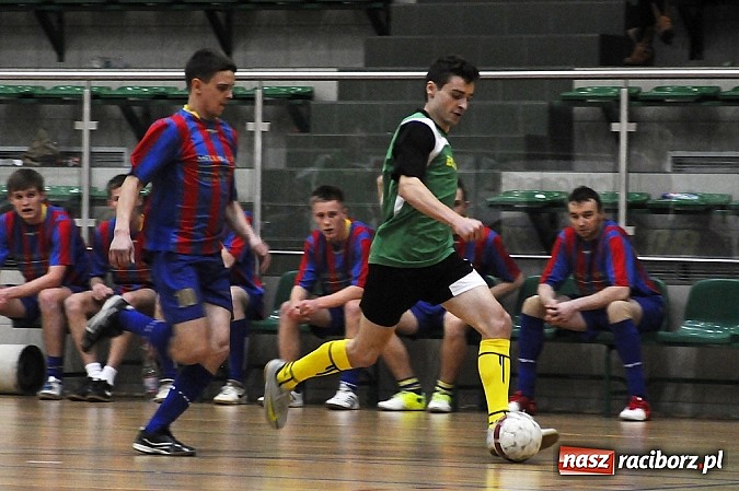 Zdjęcie w galerii na portalu naszraciborz.pl: Pokrycia mistrzem, Płomień w I lidze. HLPN zakończyła rozgrywki wiadomości z regionu