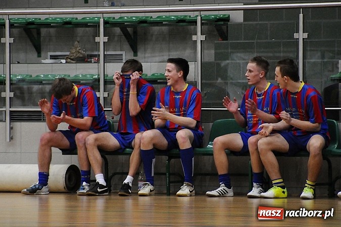 Zdjęcie w galerii na portalu naszraciborz.pl: Pokrycia mistrzem, Płomień w I lidze. HLPN zakończyła rozgrywki wiadomości z regionu