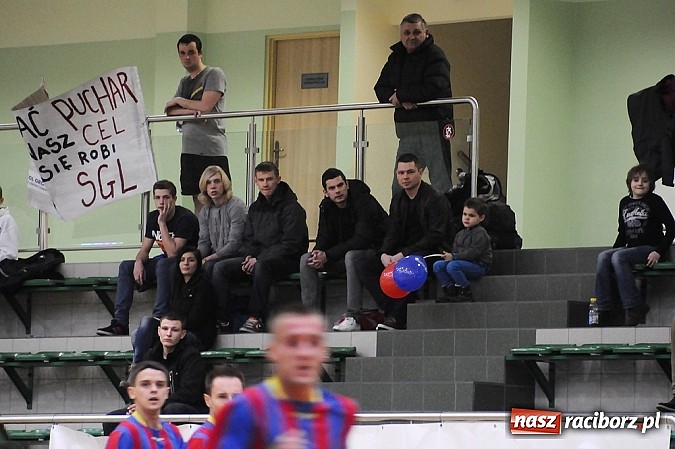 Zdjęcie w galerii na portalu naszraciborz.pl: Pokrycia mistrzem, Płomień w I lidze. HLPN zakończyła rozgrywki wiadomości z regionu