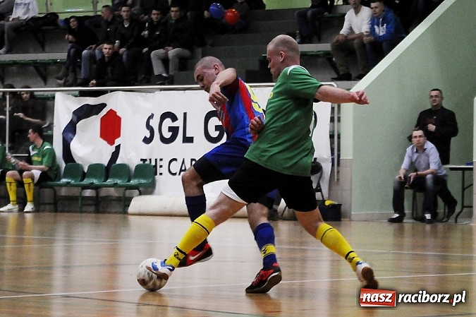 Zdjęcie w galerii na portalu naszraciborz.pl: Pokrycia mistrzem, Płomień w I lidze. HLPN zakończyła rozgrywki wiadomości z regionu