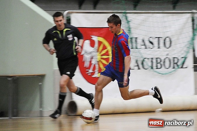 Zdjęcie w galerii na portalu naszraciborz.pl: Pokrycia mistrzem, Płomień w I lidze. HLPN zakończyła rozgrywki wiadomości z regionu