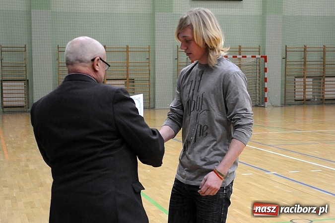 Zdjęcie w galerii na portalu naszraciborz.pl: Pokrycia mistrzem, Płomień w I lidze. HLPN zakończyła rozgrywki wiadomości z regionu