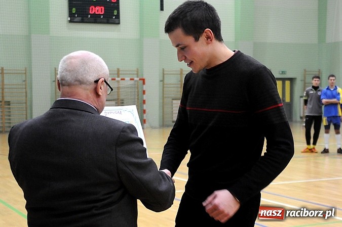 Zdjęcie w galerii na portalu naszraciborz.pl: Pokrycia mistrzem, Płomień w I lidze. HLPN zakończyła rozgrywki wiadomości z regionu