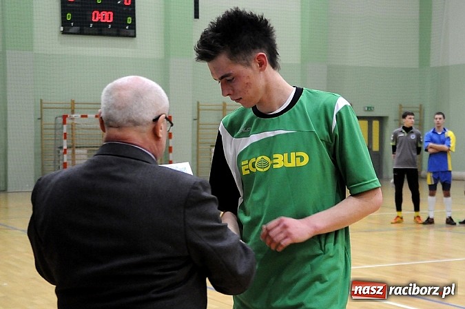 Zdjęcie w galerii na portalu naszraciborz.pl: Pokrycia mistrzem, Płomień w I lidze. HLPN zakończyła rozgrywki wiadomości z regionu