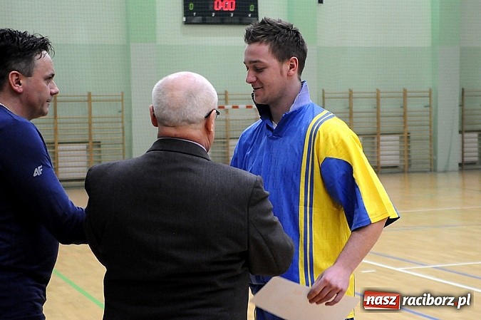 Zdjęcie w galerii na portalu naszraciborz.pl: Pokrycia mistrzem, Płomień w I lidze. HLPN zakończyła rozgrywki wiadomości z regionu