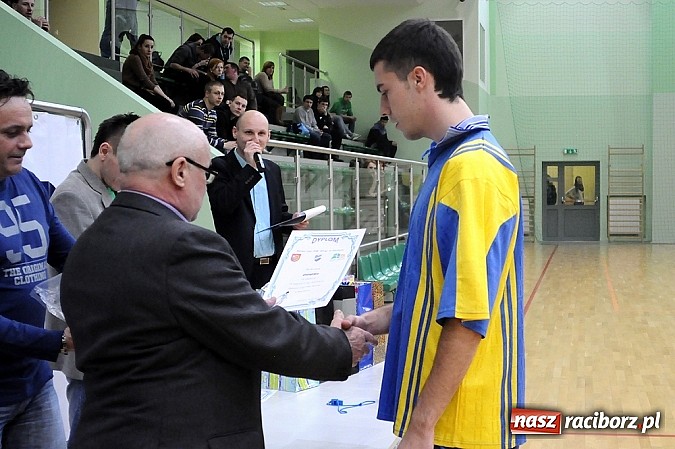 Zdjęcie w galerii na portalu naszraciborz.pl: Pokrycia mistrzem, Płomień w I lidze. HLPN zakończyła rozgrywki wiadomości z regionu