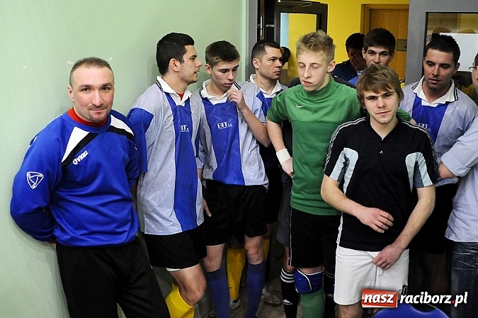 Zdjęcie w galerii na portalu naszraciborz.pl: Pokrycia mistrzem, Płomień w I lidze. HLPN zakończyła rozgrywki wiadomości z regionu