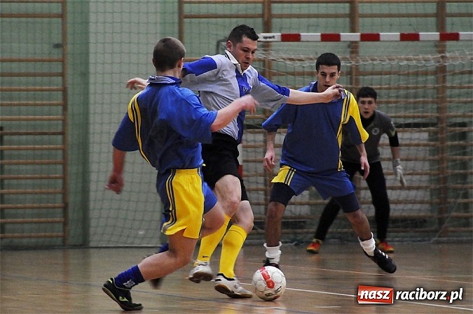 Zdjęcie w galerii na portalu naszraciborz.pl: Pokrycia mistrzem, Płomień w I lidze. HLPN zakończyła rozgrywki wiadomości z regionu