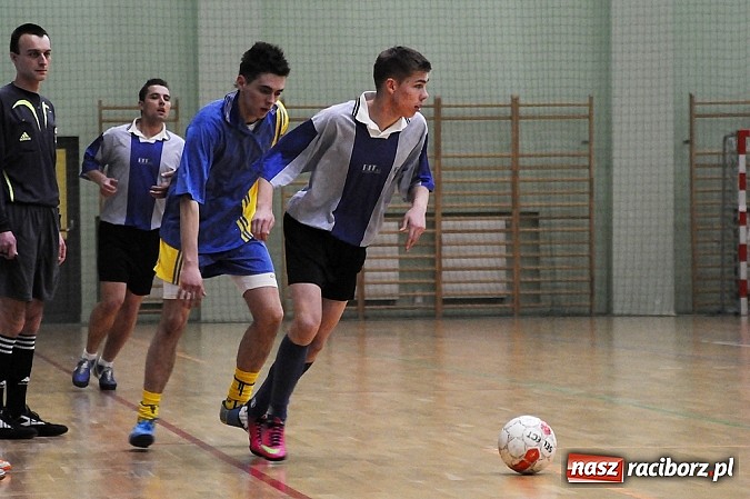 Zdjęcie w galerii na portalu naszraciborz.pl: Pokrycia mistrzem, Płomień w I lidze. HLPN zakończyła rozgrywki wiadomości z regionu