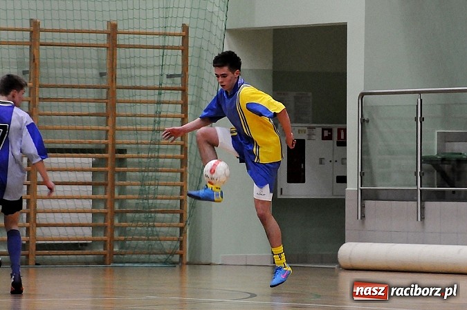 Zdjęcie w galerii na portalu naszraciborz.pl: Pokrycia mistrzem, Płomień w I lidze. HLPN zakończyła rozgrywki wiadomości z regionu