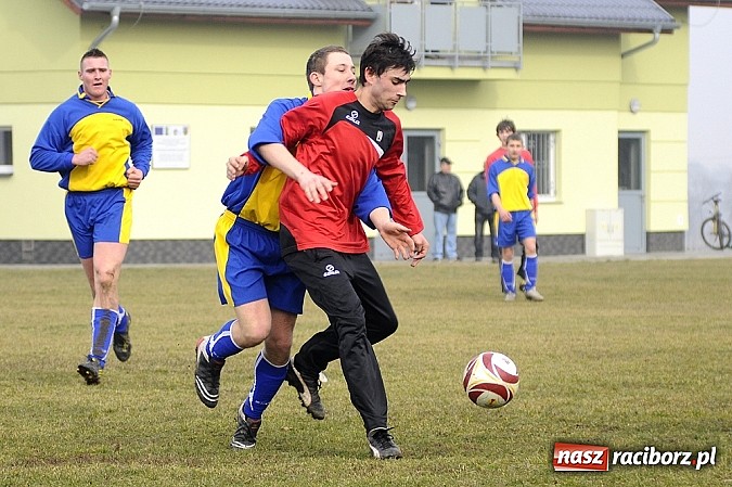 Zdjęcie w galerii na portalu naszraciborz.pl: Naprzód Borucin pokonany wiadomości z regionu