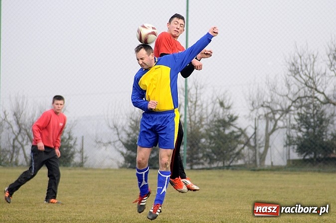 Zdjęcie w galerii na portalu naszraciborz.pl: Naprzód Borucin pokonany wiadomości z regionu