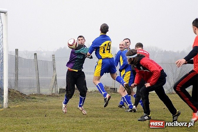 Zdjęcie w galerii na portalu naszraciborz.pl: Naprzód Borucin pokonany wiadomości z regionu
