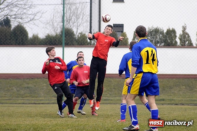 Zdjęcie w galerii na portalu naszraciborz.pl: Naprzód Borucin pokonany wiadomości z regionu