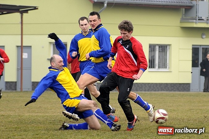 Zdjęcie w galerii na portalu naszraciborz.pl: Naprzód Borucin pokonany wiadomości z regionu