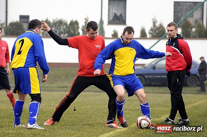 Zdjęcie w galerii na portalu naszraciborz.pl: Naprzód Borucin pokonany wiadomości z regionu