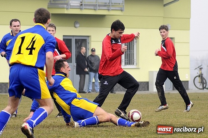 Zdjęcie w galerii na portalu naszraciborz.pl: Naprzód Borucin pokonany wiadomości z regionu