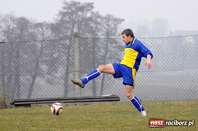 Zdjęcie w galerii na portalu naszraciborz.pl: Naprzód Borucin pokonany wiadomości z regionu