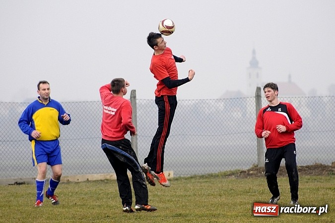 Zdjęcie w galerii na portalu naszraciborz.pl: Naprzód Borucin pokonany wiadomości z regionu