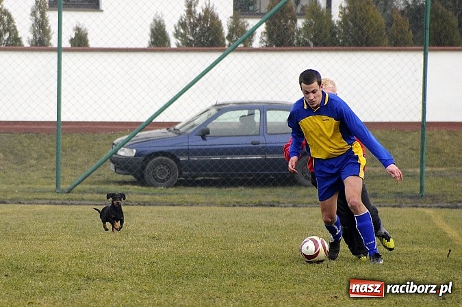 Zdjęcie w galerii na portalu naszraciborz.pl: Naprzód Borucin pokonany wiadomości z regionu