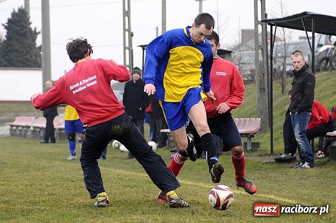 Zdjęcie w galerii na portalu naszraciborz.pl: Naprzód Borucin pokonany wiadomości z regionu