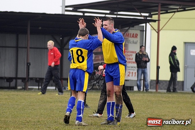 Zdjęcie w galerii na portalu naszraciborz.pl: Naprzód Borucin pokonany wiadomości z regionu