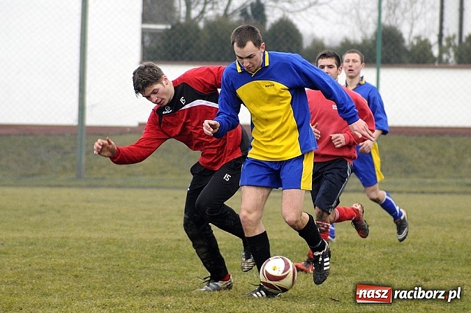 Zdjęcie w galerii na portalu naszraciborz.pl: Naprzód Borucin pokonany wiadomości z regionu