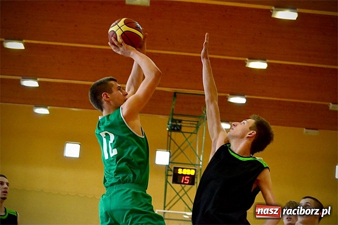 Zdjęcie w galerii na portalu naszraciborz.pl: Kto awansuje do najlepszej czwórki? wiadomości z regionu