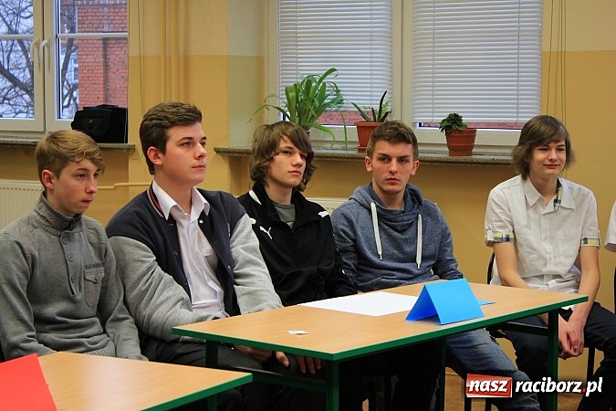 Zdjęcie w galerii na portalu naszraciborz.pl: Spiel mit uns! Konkurs w Budowlance wiadomości z regionu