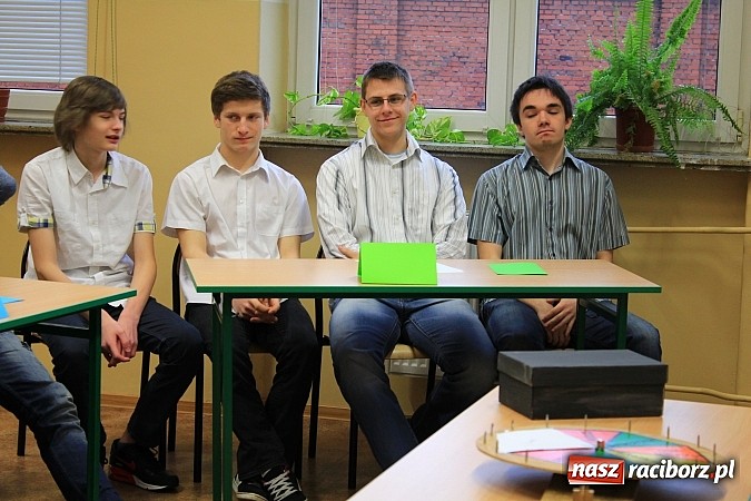 Zdjęcie w galerii na portalu naszraciborz.pl: Spiel mit uns! Konkurs w Budowlance wiadomości z regionu