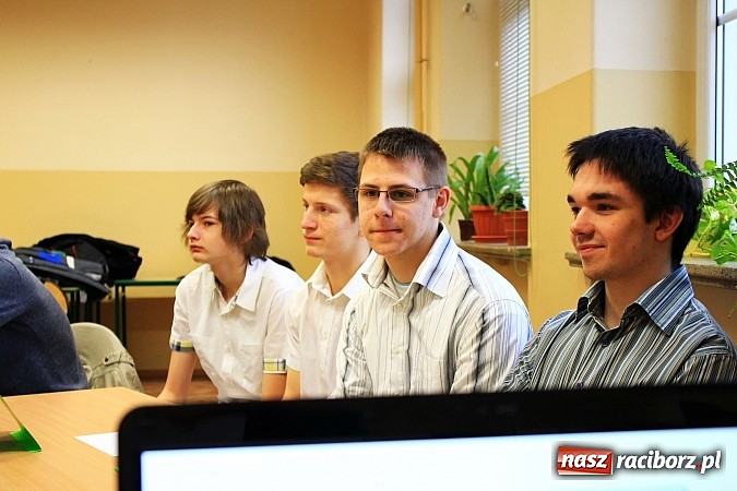 Zdjęcie w galerii na portalu naszraciborz.pl: Spiel mit uns! Konkurs w Budowlance wiadomości z regionu