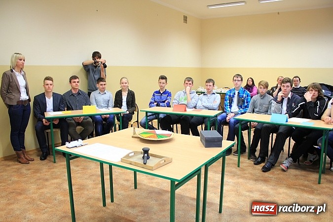 Zdjęcie w galerii na portalu naszraciborz.pl: Spiel mit uns! Konkurs w Budowlance wiadomości z regionu