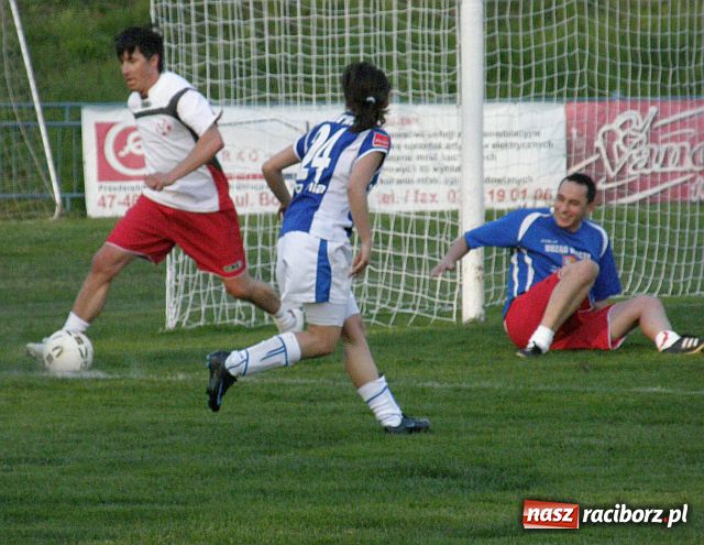 Zdjęcie w galerii na portalu naszraciborz.pl: Dobre widowisko i deszcz goli wiadomości z regionu