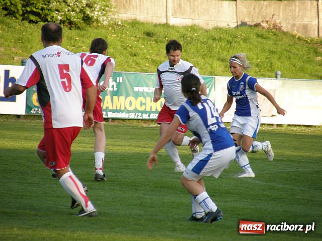 Zdjęcie w galerii na portalu naszraciborz.pl: Dobre widowisko i deszcz goli wiadomości z regionu
