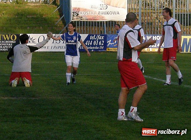 Zdjęcie w galerii na portalu naszraciborz.pl: Dobre widowisko i deszcz goli wiadomości z regionu