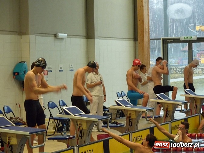 Zdjęcie w galerii na portalu naszraciborz.pl: Pływanie: osiem medali dla Oli Tomali wiadomości z regionu