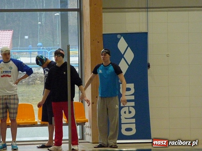 Zdjęcie w galerii na portalu naszraciborz.pl: Pływanie: osiem medali dla Oli Tomali wiadomości z regionu