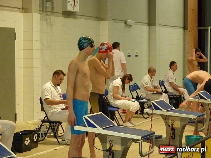 Zdjęcie w galerii na portalu naszraciborz.pl: Pływanie: osiem medali dla Oli Tomali wiadomości z regionu
