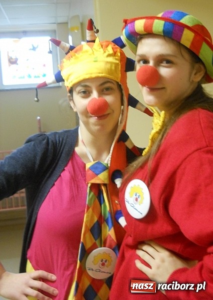 Zdjęcie w galerii na portalu naszraciborz.pl: Zobacz zdjęcia z wyjścia wolontariuszy Fundacji Dr Clown na oddział pediatryczny w Raciborzu wiadomości z regionu