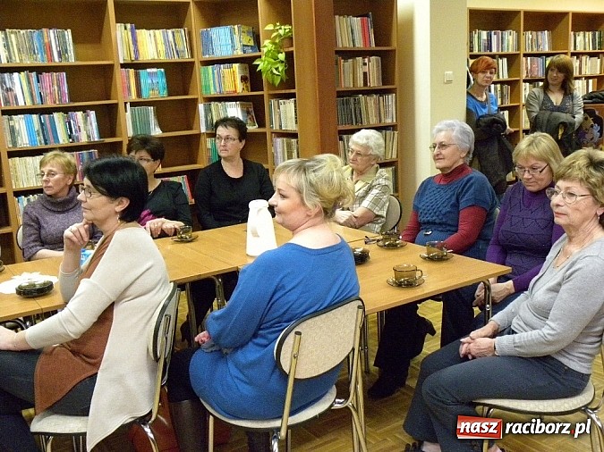 Zdjęcie w galerii na portalu naszraciborz.pl: Czytelnik Roku 2012 wiadomości z regionu