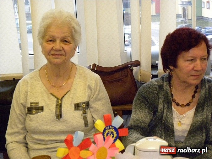 Zdjęcie w galerii na portalu naszraciborz.pl: Książki jak kwiaty wiadomości z regionu