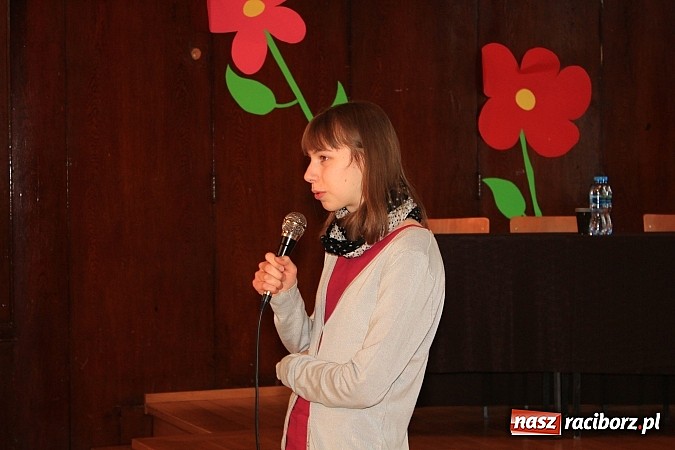 Zdjęcie w galerii na portalu naszraciborz.pl: Adam Moc z Pietrowic zwycięzcą konkursu w I LO wiadomości z regionu