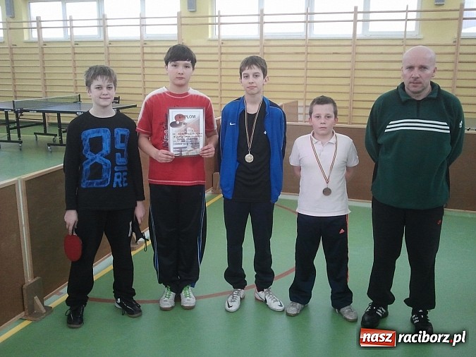 Zdjęcie w galerii na portalu naszraciborz.pl: Finał powiatu raciborskiego w tenisie stołowym w Pawłowie wiadomości z regionu