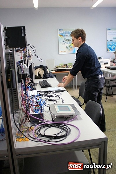 Zdjęcie w galerii na portalu naszraciborz.pl: PWSZ: Jak zrelaksować się przed maturą? wiadomości z regionu