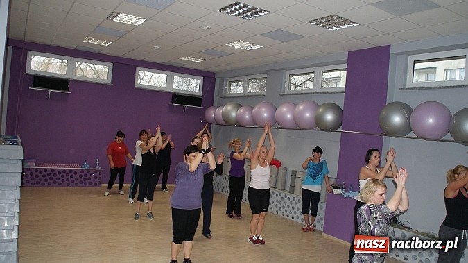 Zdjęcie w galerii na portalu naszraciborz.pl: Kobiety świętowały w Akademii Fitness wiadomości z regionu