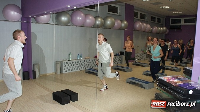 Zdjęcie w galerii na portalu naszraciborz.pl: Kobiety świętowały w Akademii Fitness wiadomości z regionu